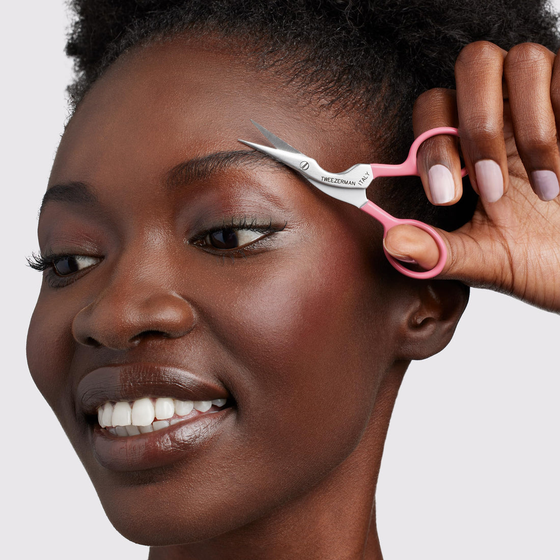 Tweezerman Amazon Exclusive Rose Tea Brow Shaping Scissors & Brush