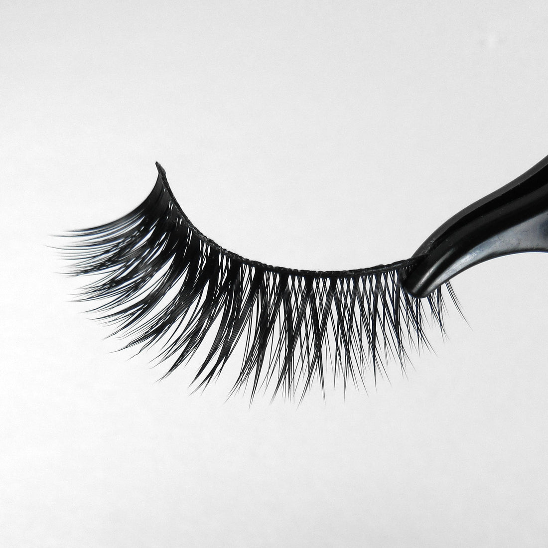 Missam FRISKY Glamour Flare False Eyelashes Set Handmade with Premium Synthetic Fibers