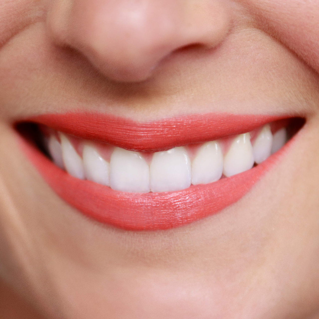 Jane Iredale PlayOn Lip Crayon - Saucy 2.8g/0.1oz