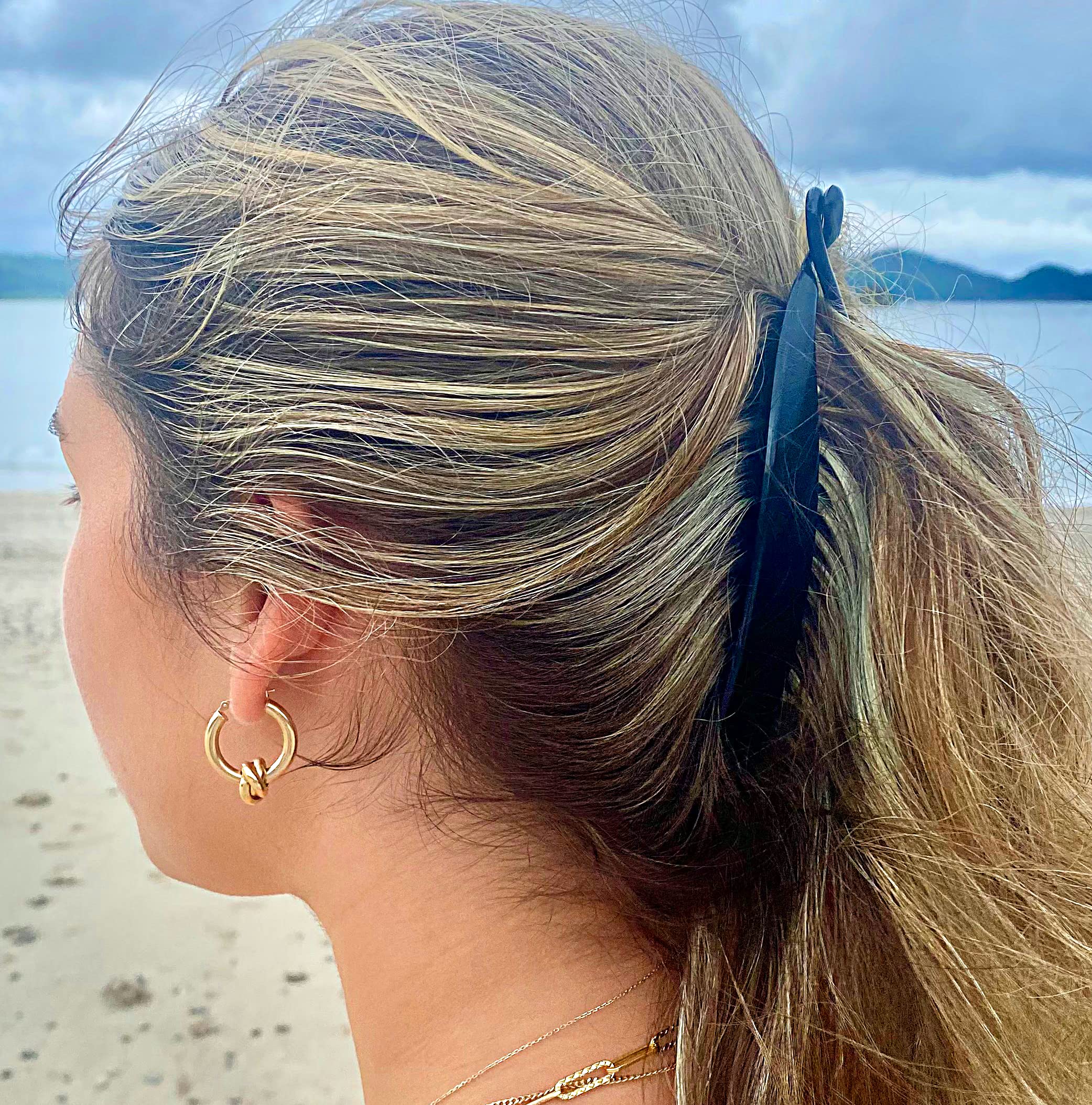 Camila Paris NV135 7 inch French Banana Clip Hair Comb Classic Girls Updo Flexible Ponytail Holder Interlocking Banana Combs, Fashion Durable Styling Hair Accessories for Women, Made in France