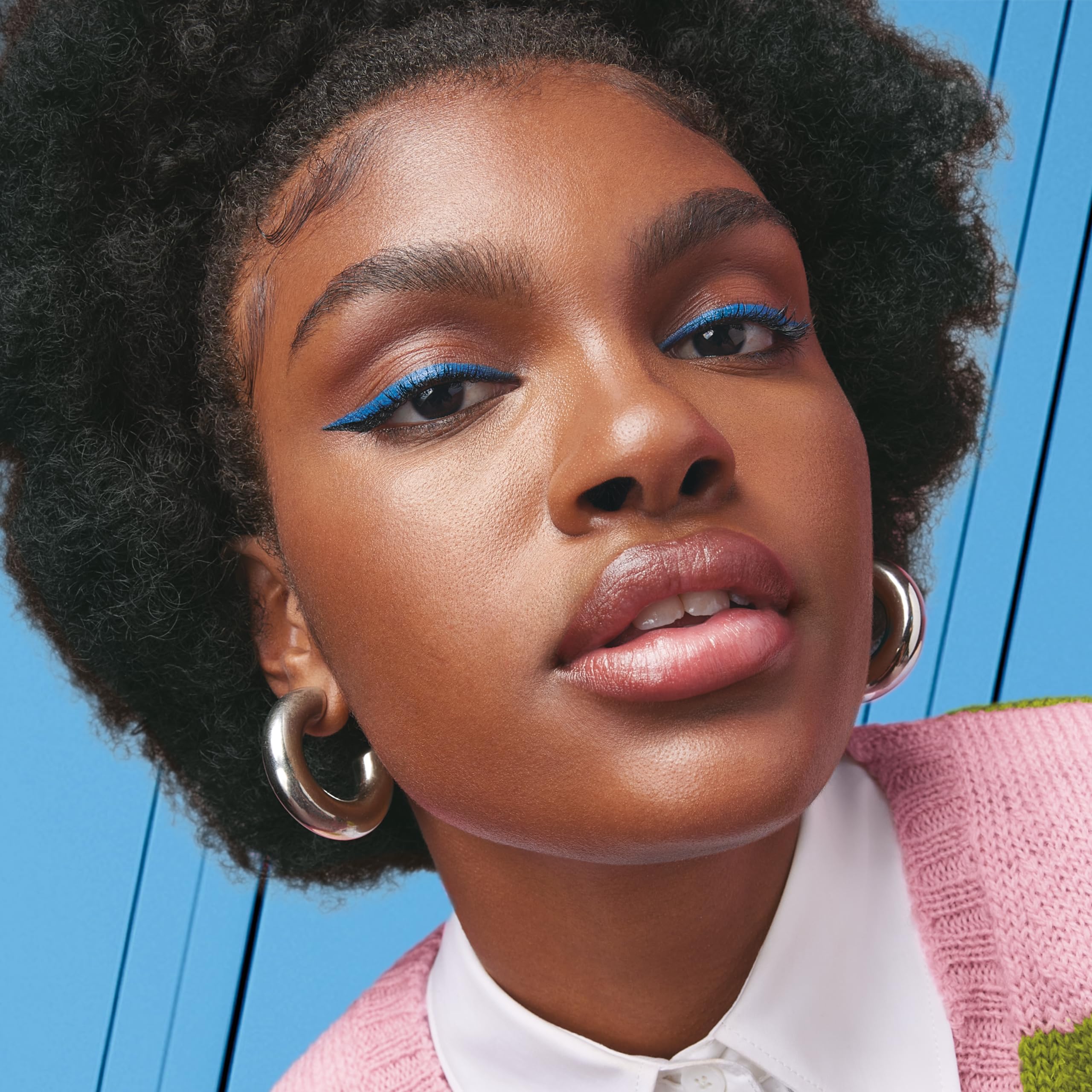 MAYBELLINE Master Precise All Day Liquid Eyeliner, Waterproof Eyeliner Makeup for up to 30HR Wear, Cobalt Blue, 1 Count