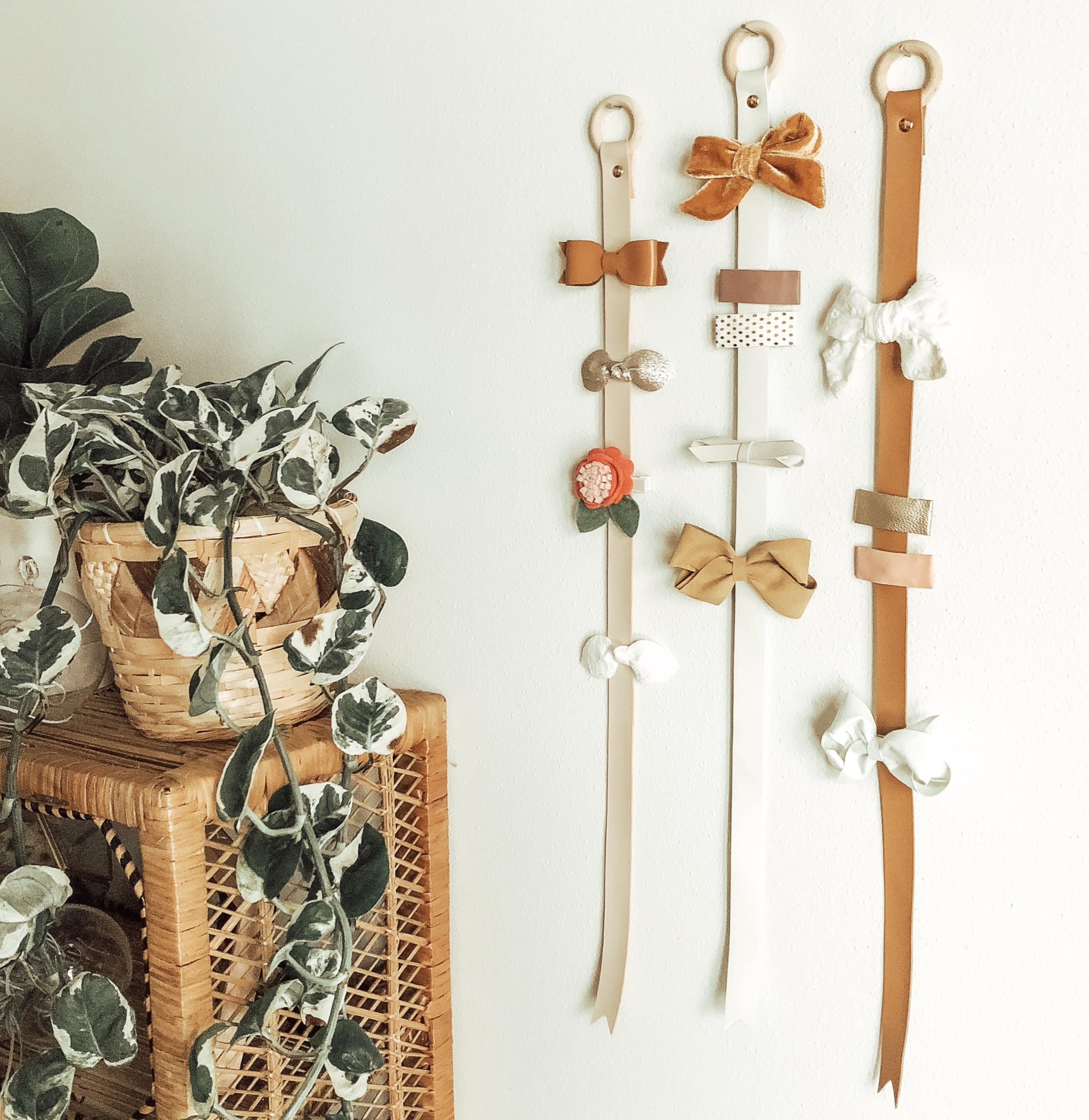 California Tot Faux Leather Bow Clip Organizers With Wooden Rings Set of 3