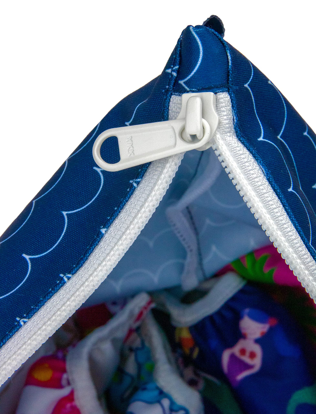 Wet Bag by BBLittles | Baby Cloth Diapers | Swimsuits | Breast Pump Parts | Gym Clothes | Travel | Toiletry Bag | Waterproof |Wet Dry Bag Keeps Things Dry. Keep in Your Diaper Bag or Purse.