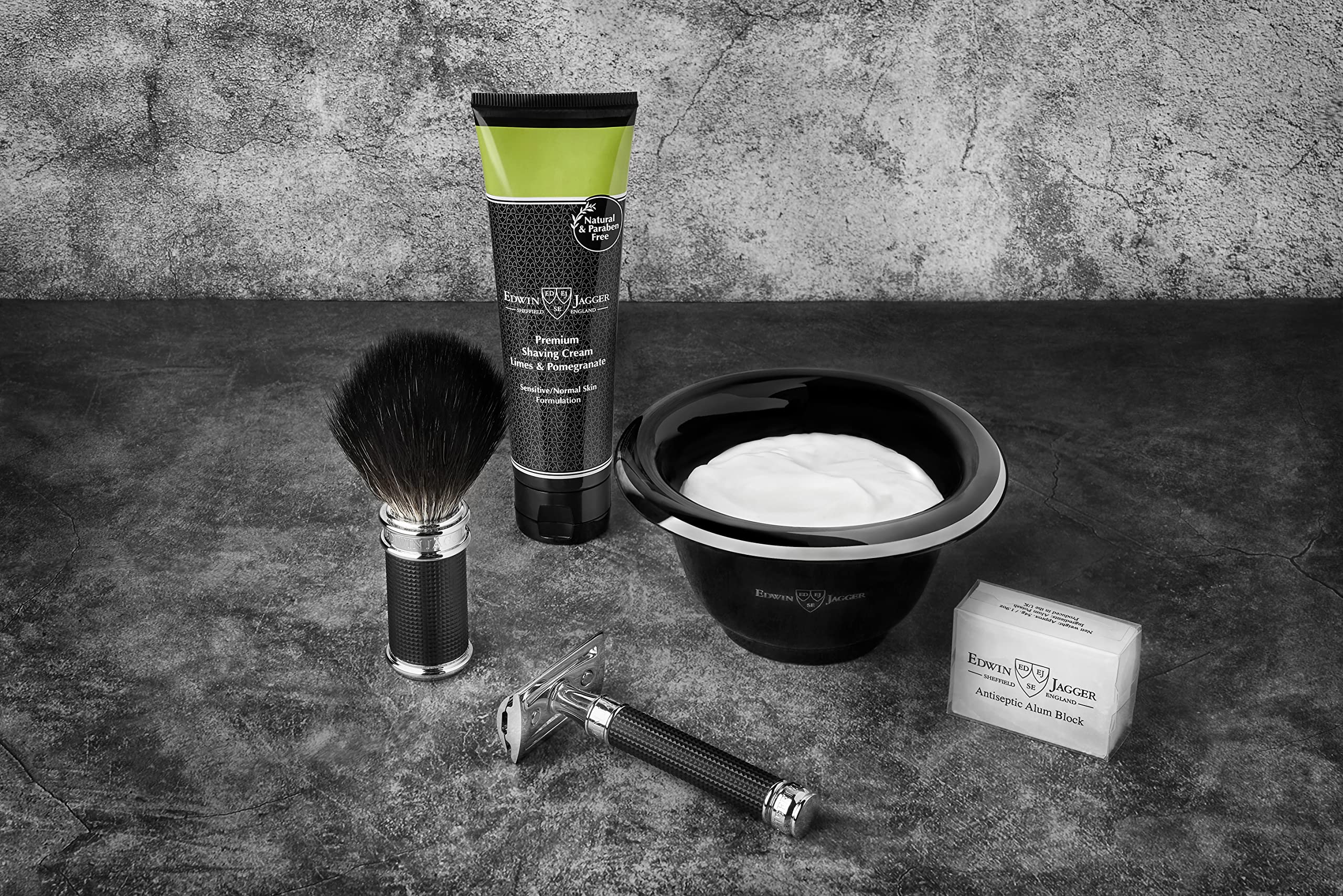 Edwin Jagger Regular Handle, Black Chrome Laser 3D Diamond: Double Edge Safety Razor, Regular Handle, Black Chrome Laser 3D Diamond