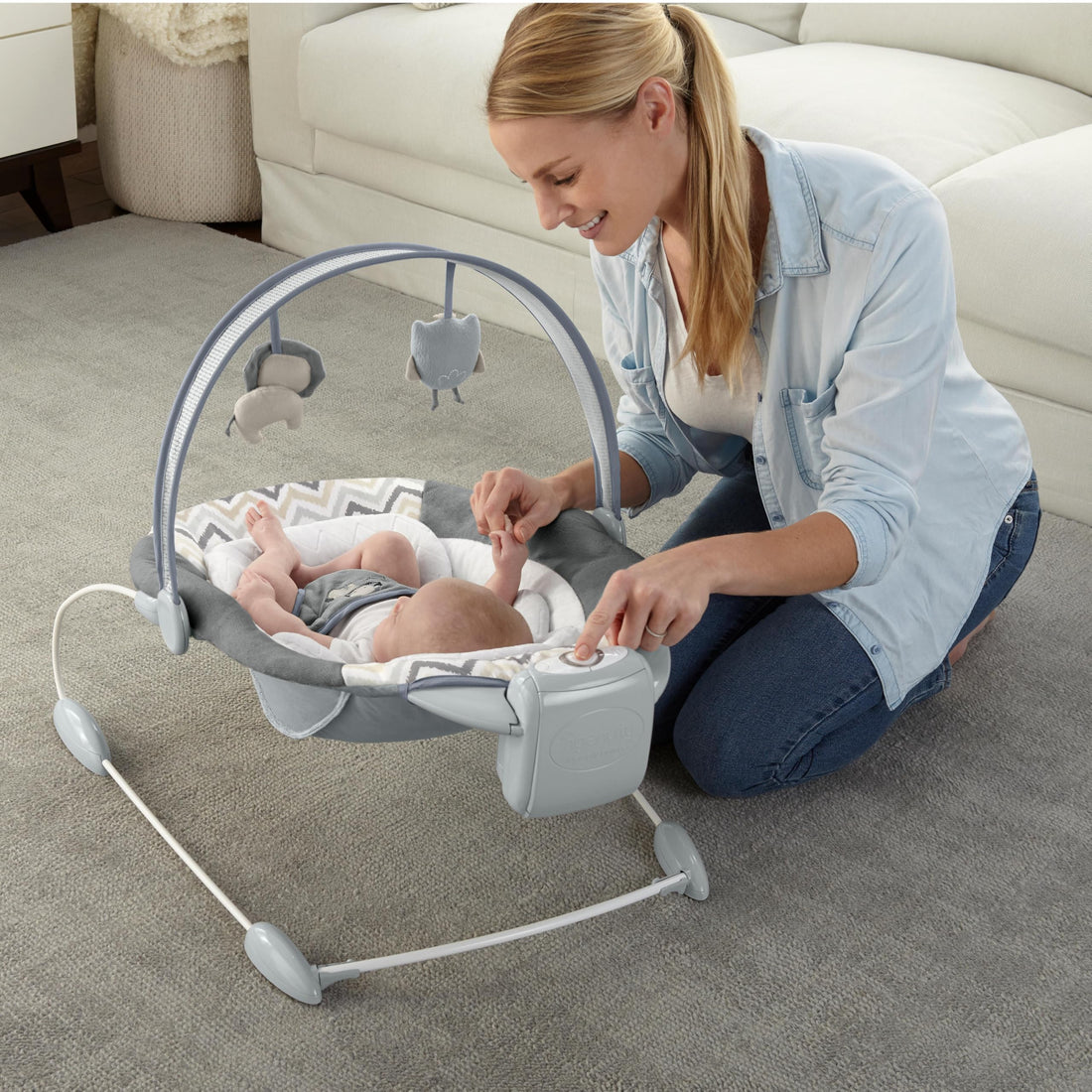 Ingenuity SmartBounce Automatic Baby Bouncer Seat with Music, Nature Sounds, Removable Bar & 2 Plush Infant - Chadwick