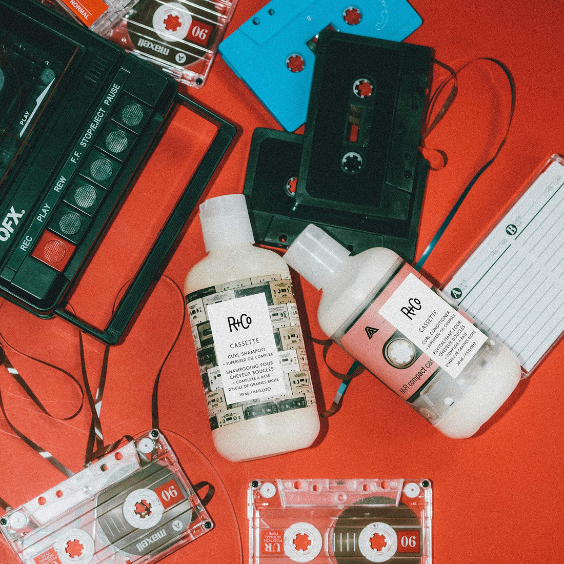 R+Co CASSETTE Curl Shampoo + Superseed Oil Complex CASSETTE Curl Shampoo + Superseed Oil Complex 251 ml / 8.5 oz